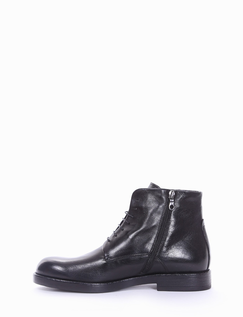 Combat boots heel 2 cm black leather