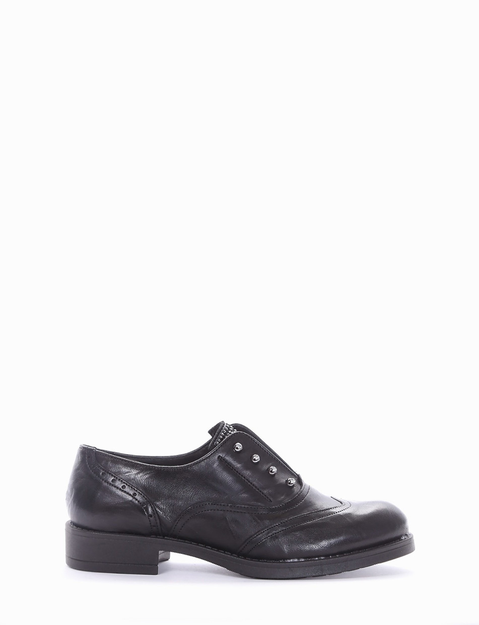 Lace-up shoes heel 2 cm black leather