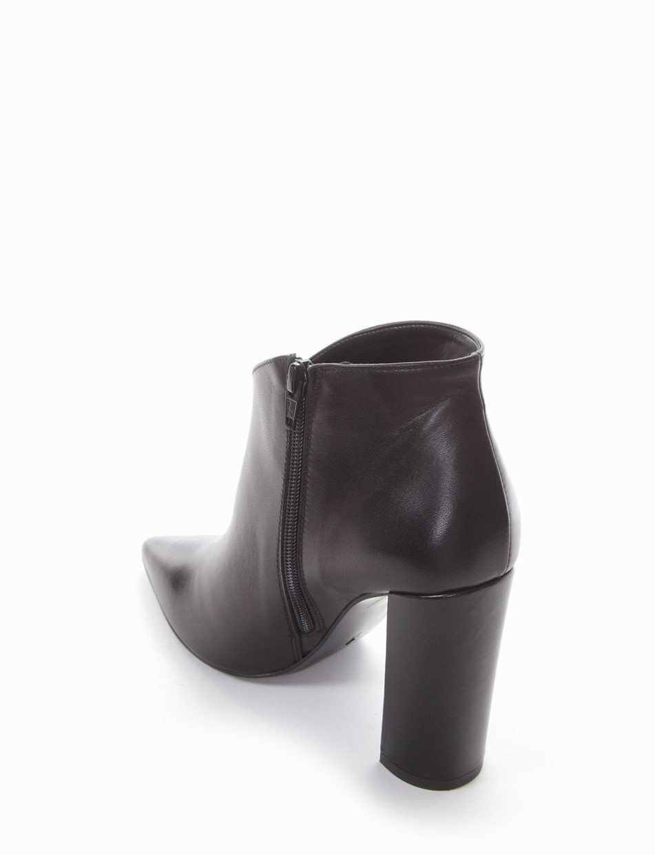 High heel ankle boots heel 10 cm black leather