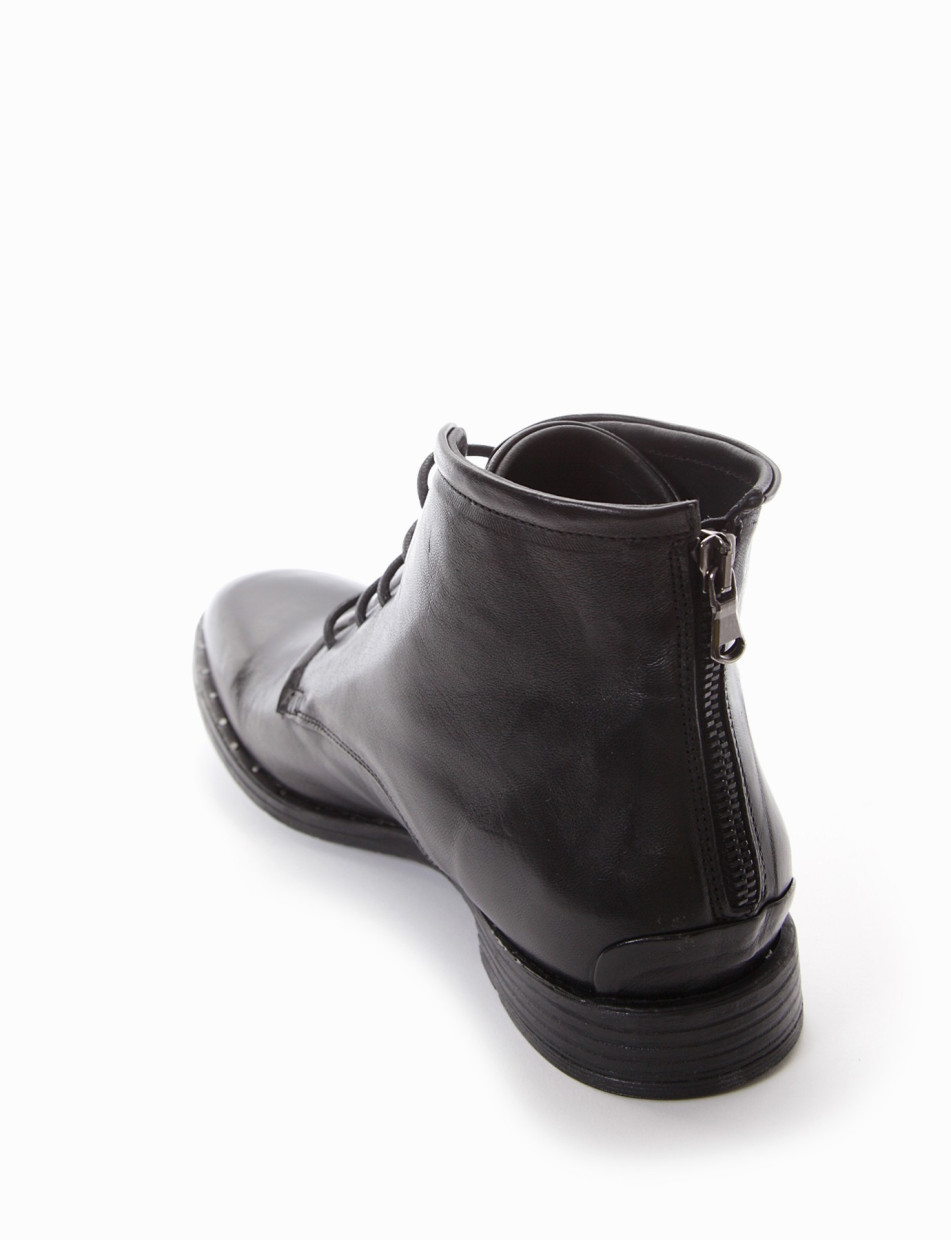 Combat boots heel 2 cm black leather