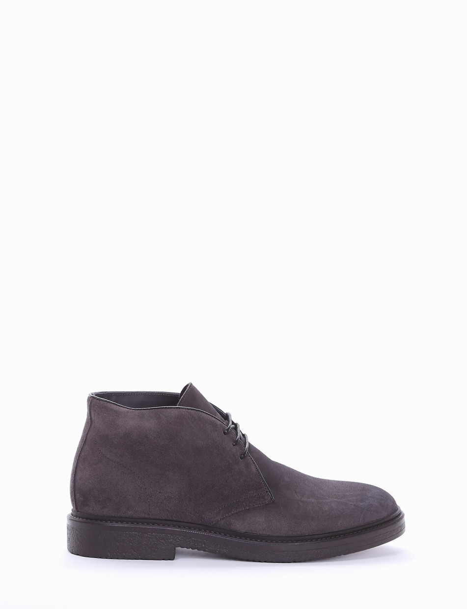 Desert boots heel 2 cm grey chamois