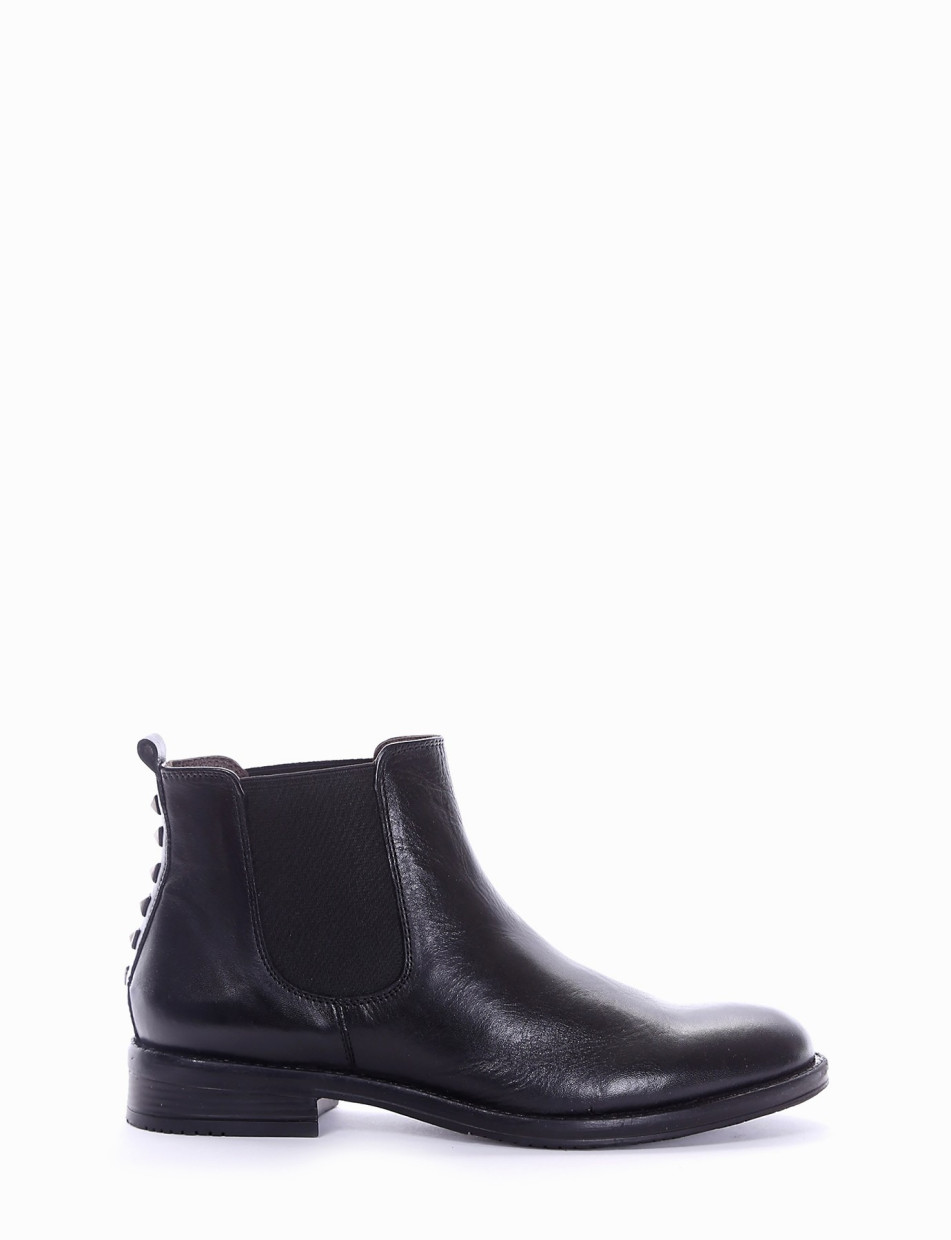 Low heel ankle boots heel 2 cm black leather