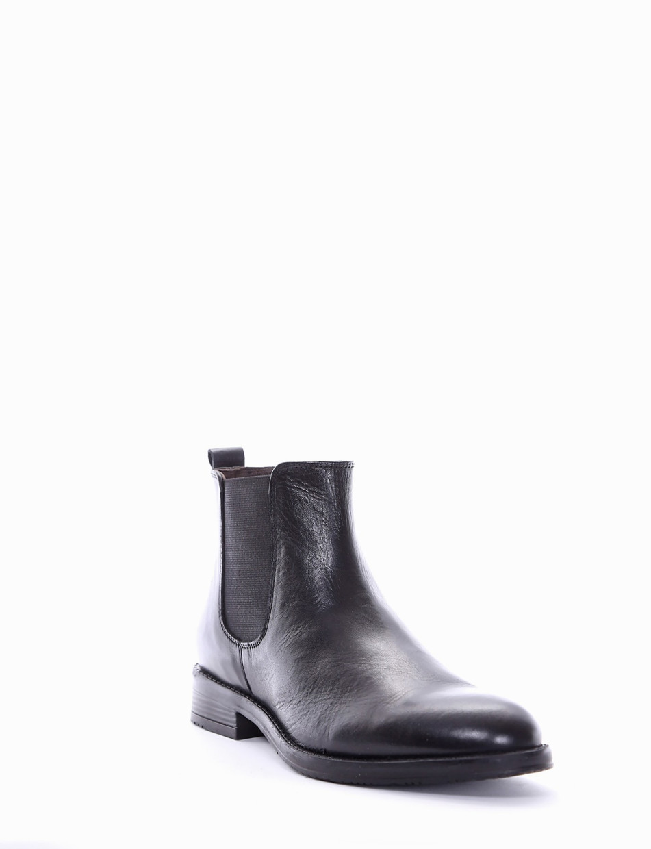 Low heel ankle boots heel 2 cm black leather