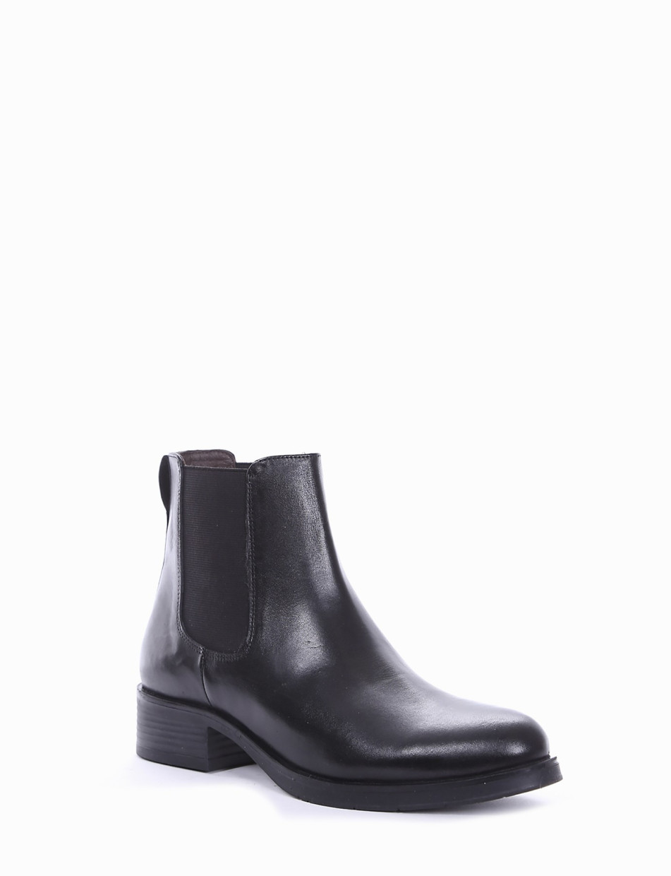 Low heel ankle boots heel 2 cm black leather