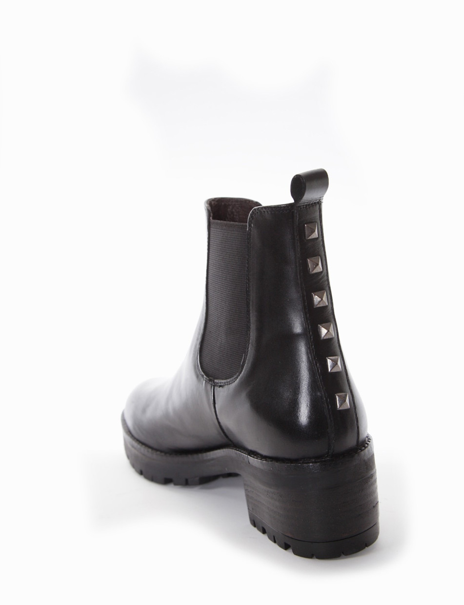 High heel ankle boots heel 5 cm black leather