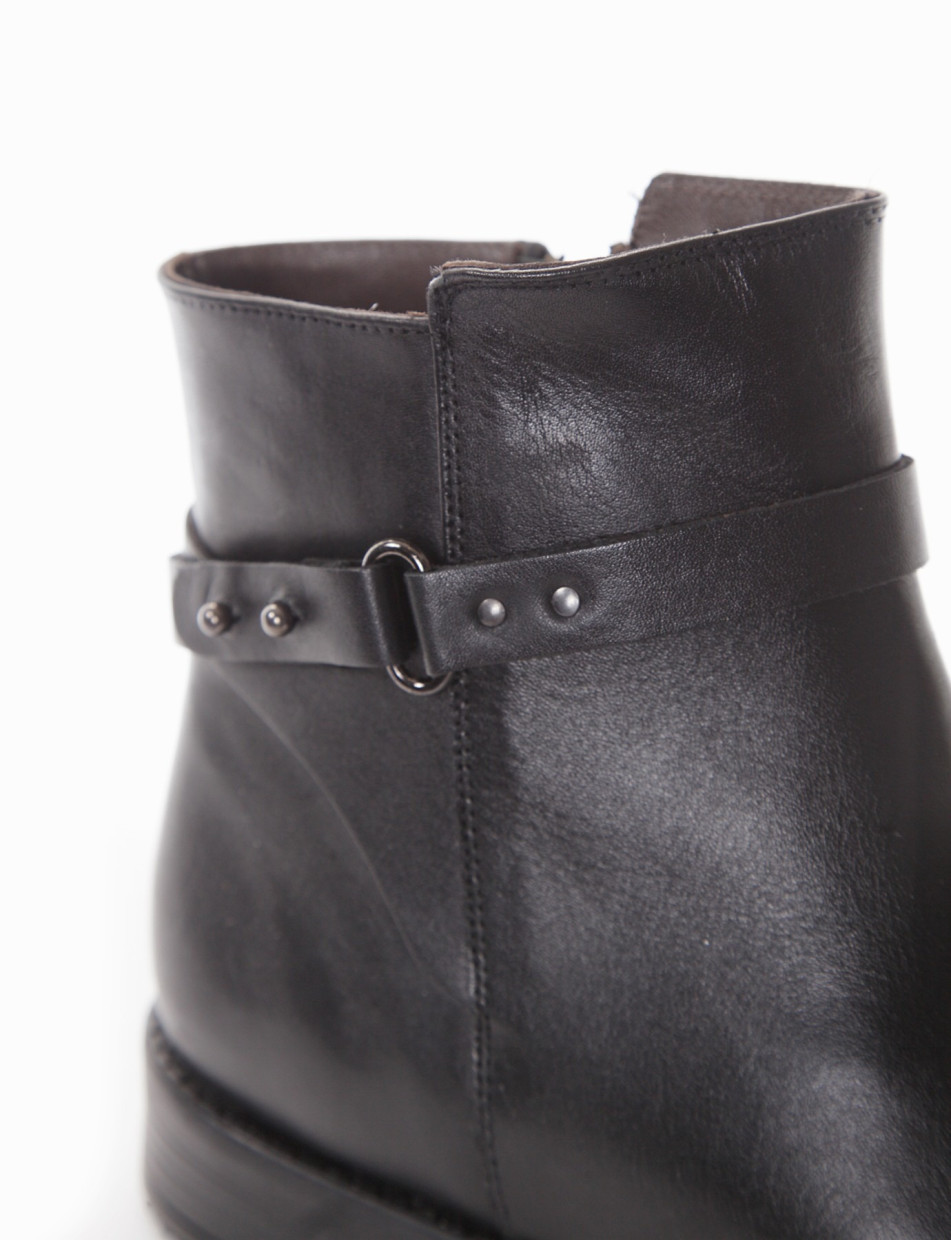 Low heel ankle boots heel 2 cm black leather