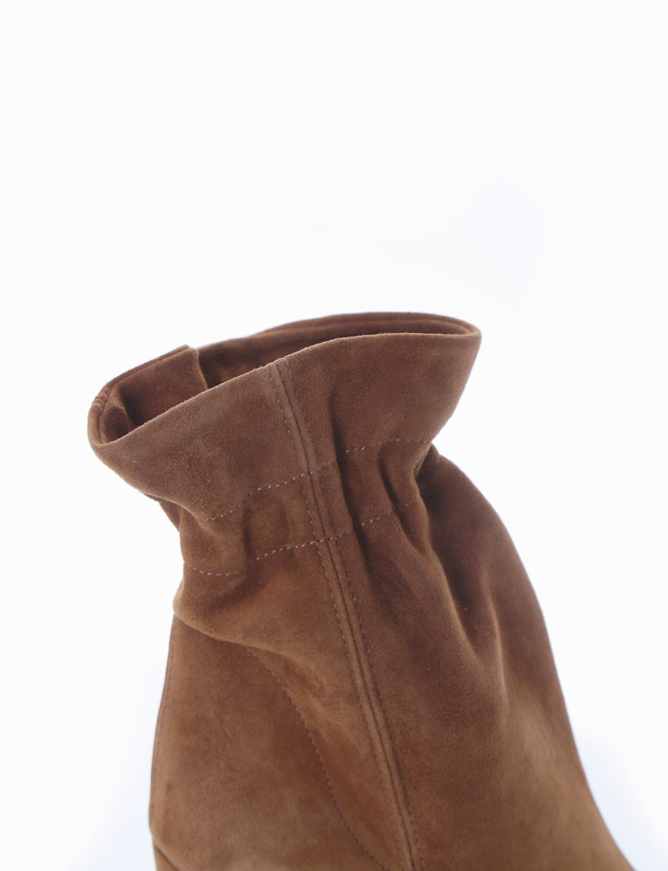 High heel ankle boots heel 10 cm brown chamois