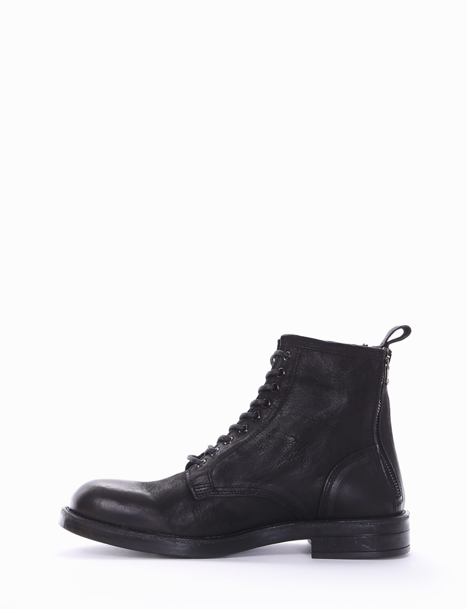 Combat boots heel 2 cm black leather