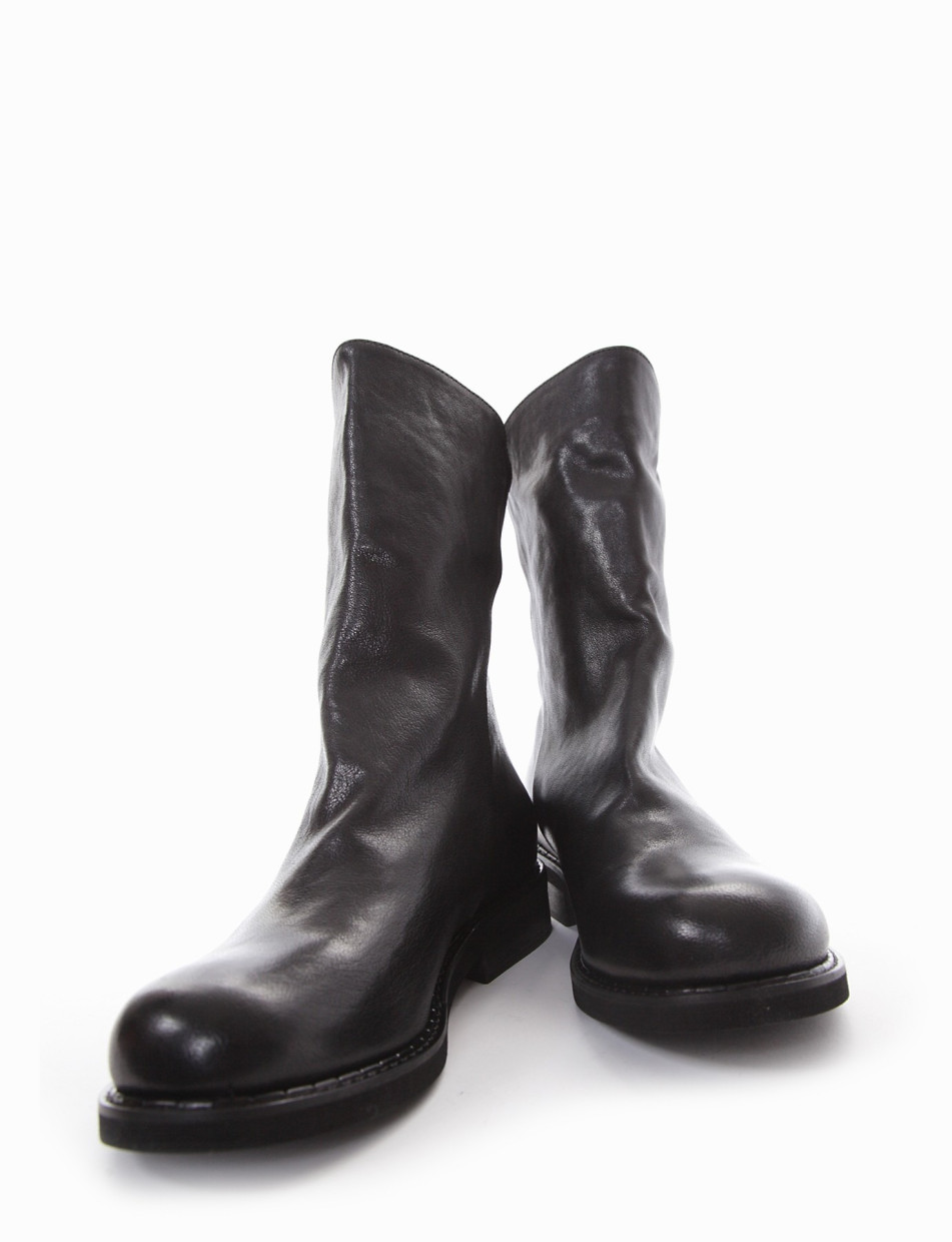 Low heel ankle boots heel 2 cm black leather