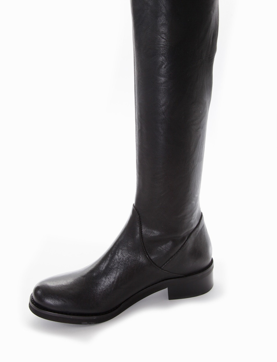 Low heel boots heel 2 cm black leather