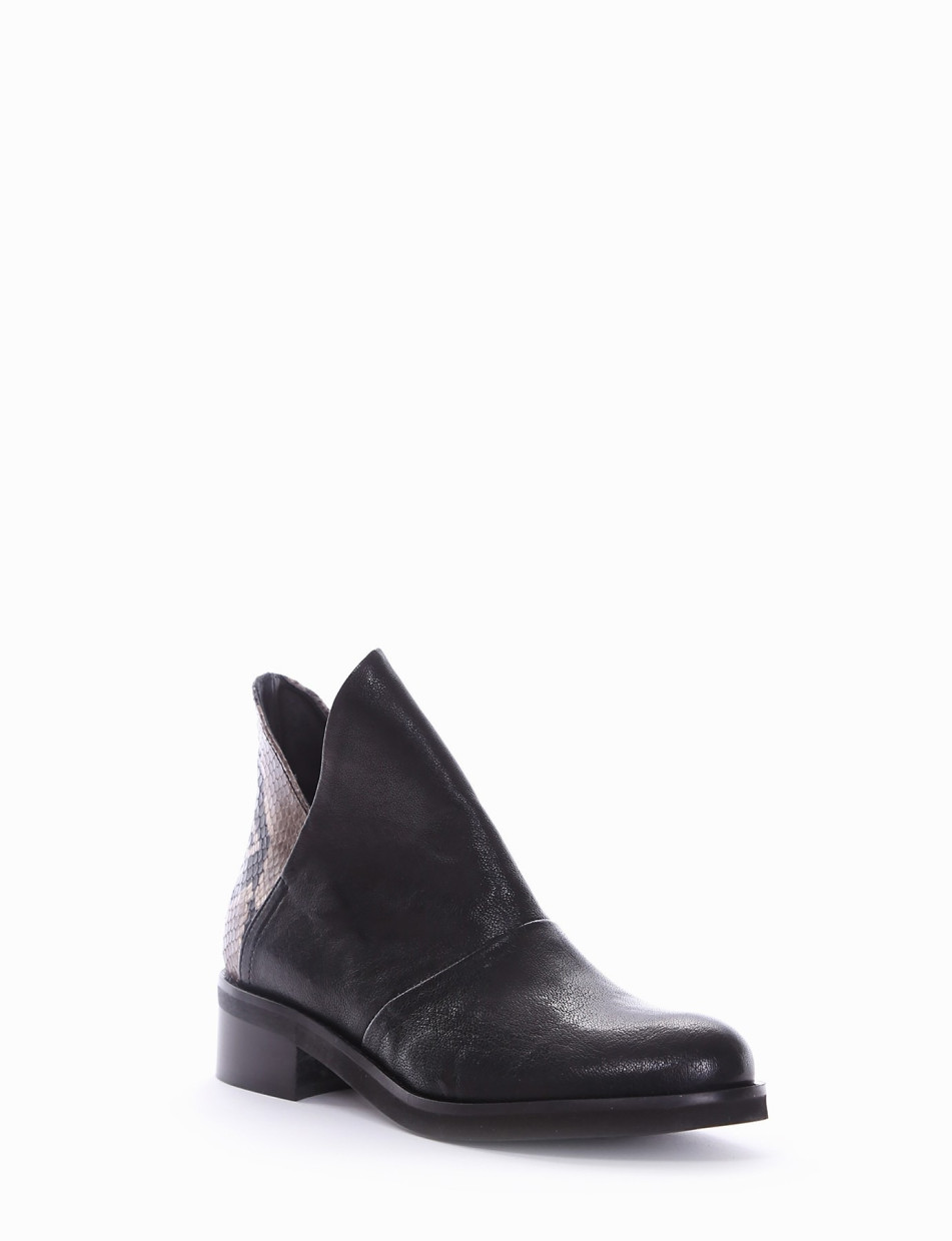 Low heel ankle boots heel 3 cm black leather