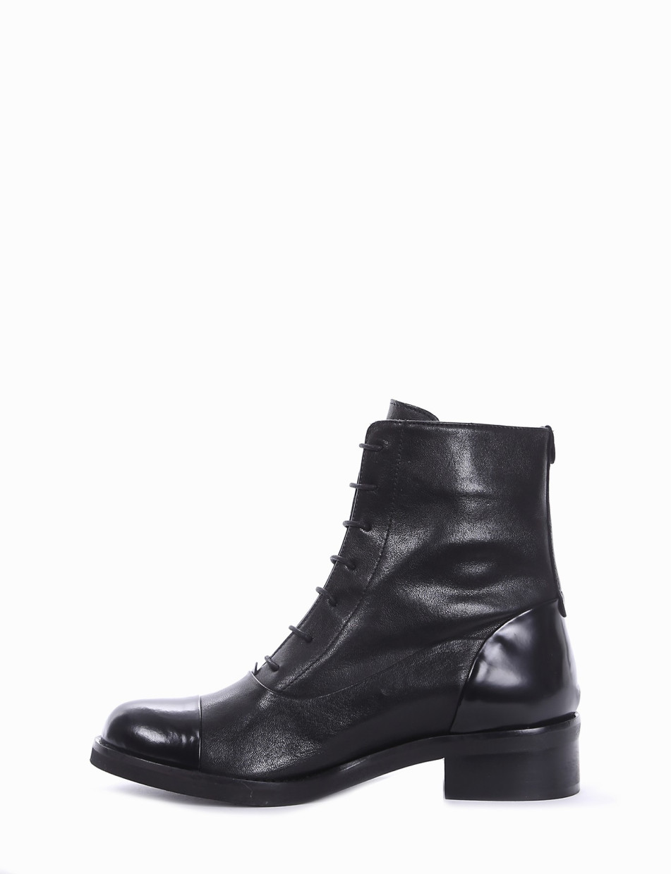 Combat boots heel 3 cm black leather