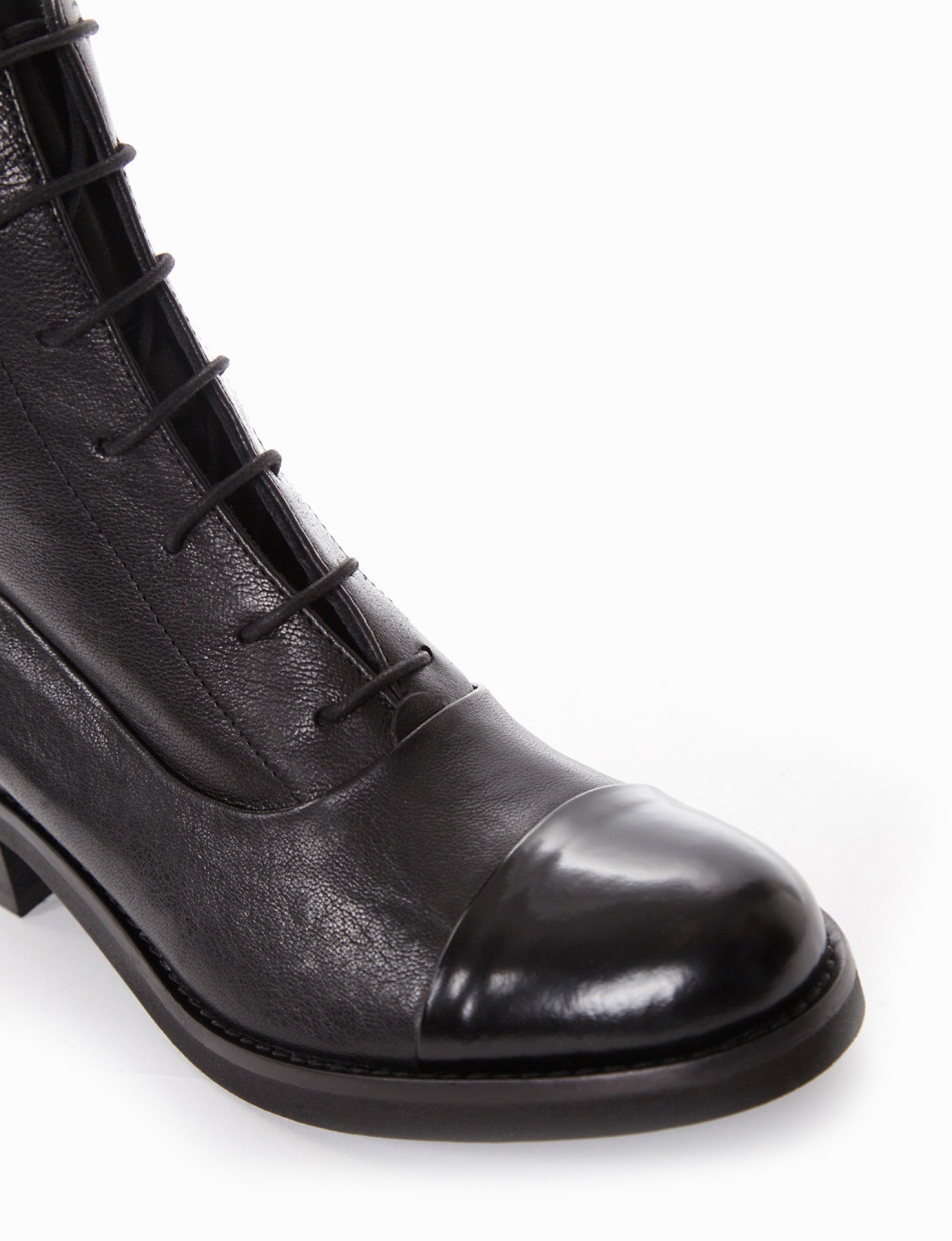 Combat boots heel 3 cm black leather