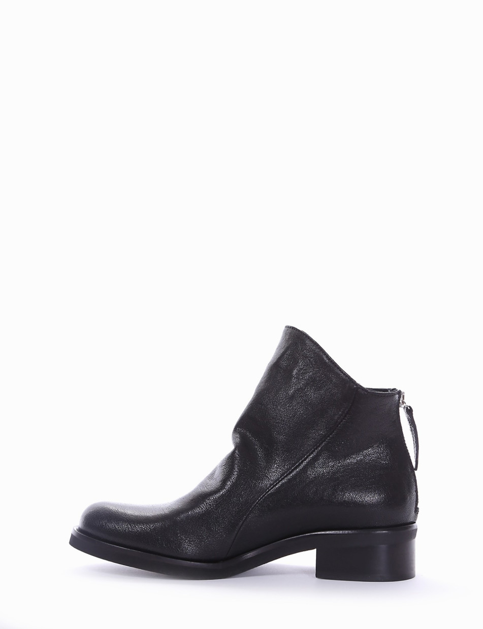 Low heel ankle boots heel 2 cm black leather