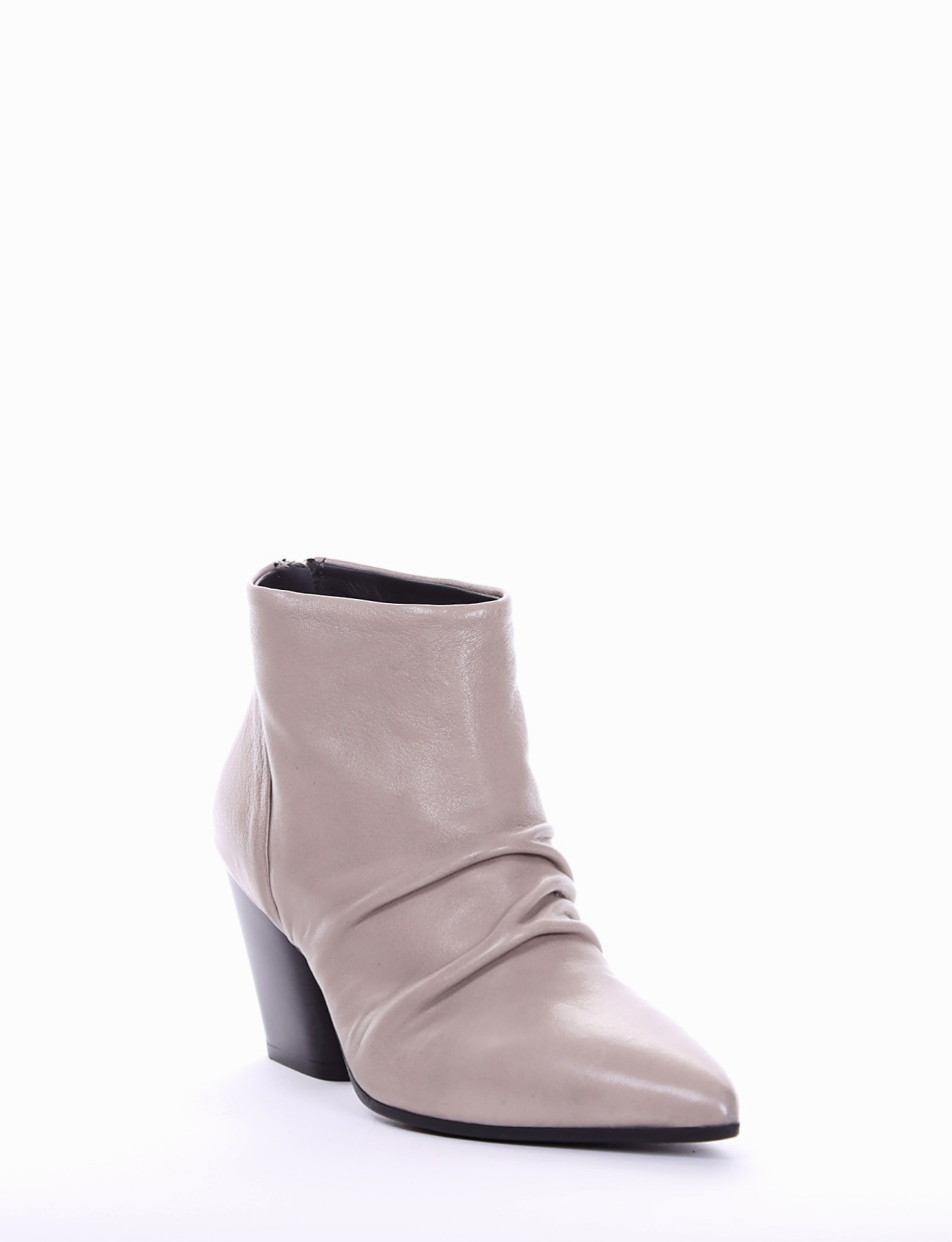 High heel ankle boots heel 7 cm beige leather