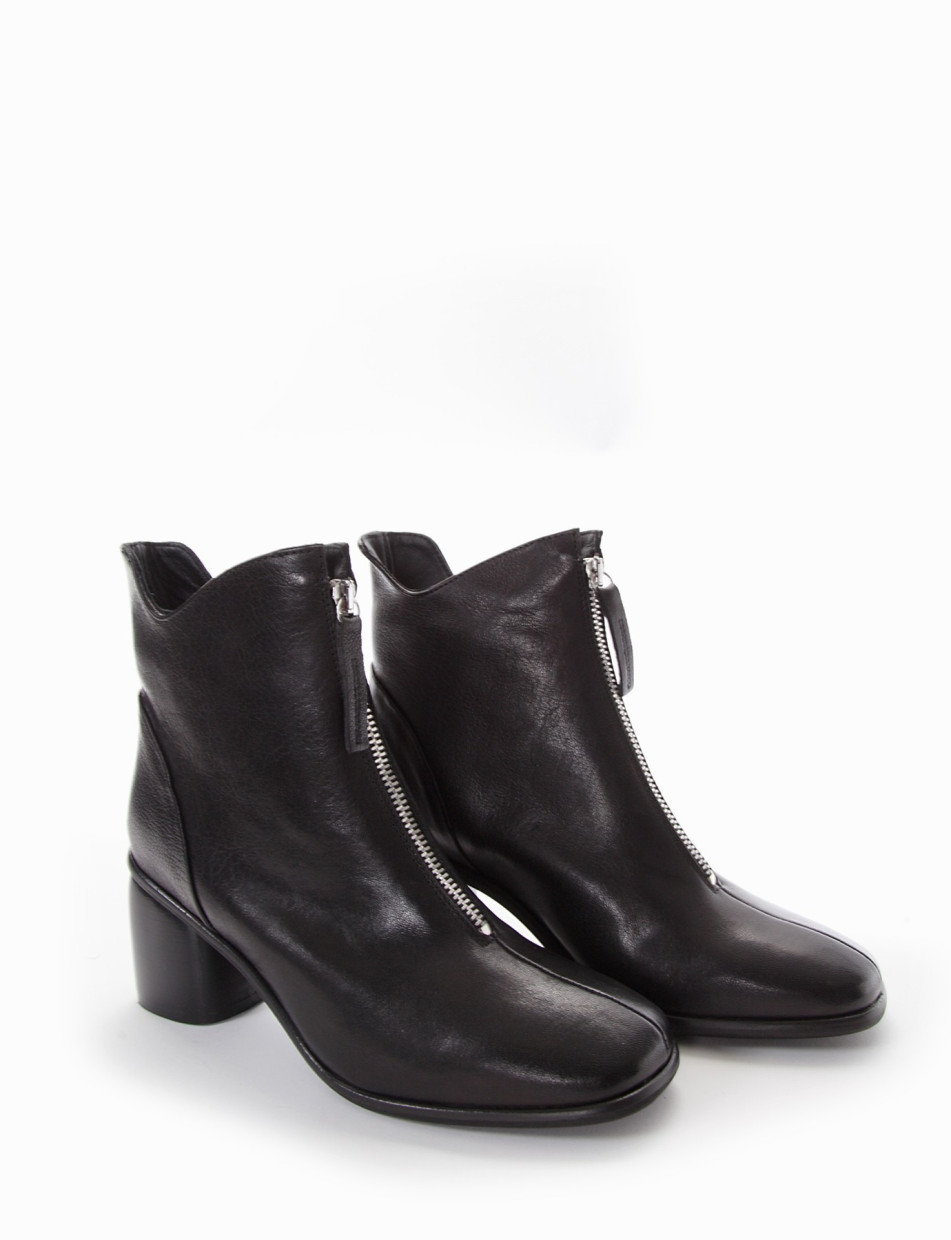 High heel ankle boots heel 5 cm black leather