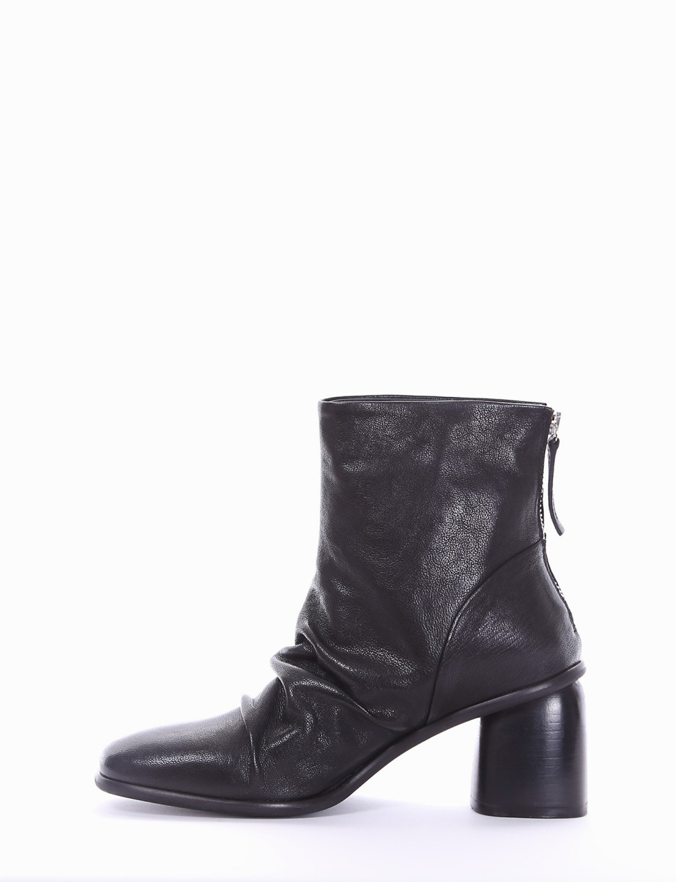 High heel ankle boots heel 5 cm black leather