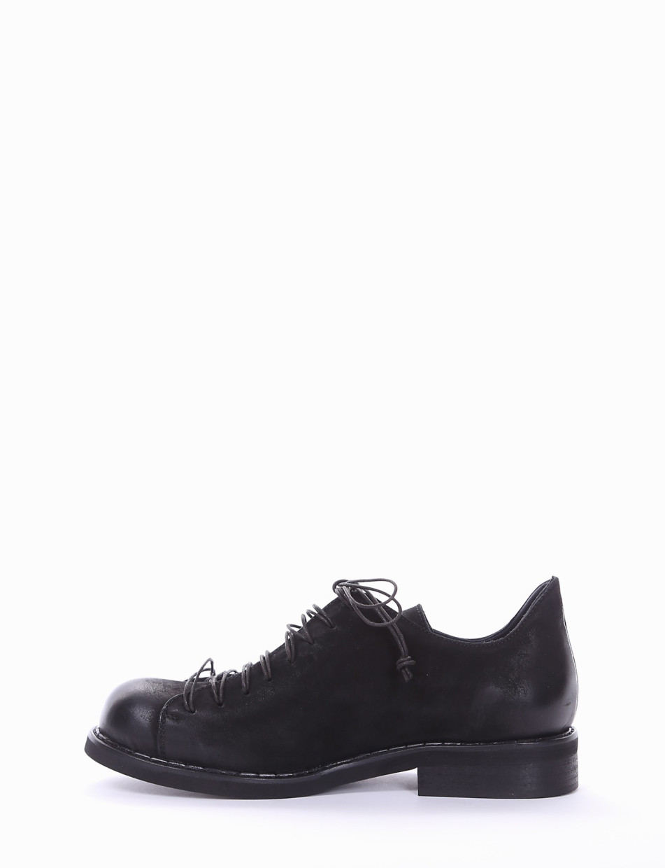 Lace-up shoes heel 2 cm black