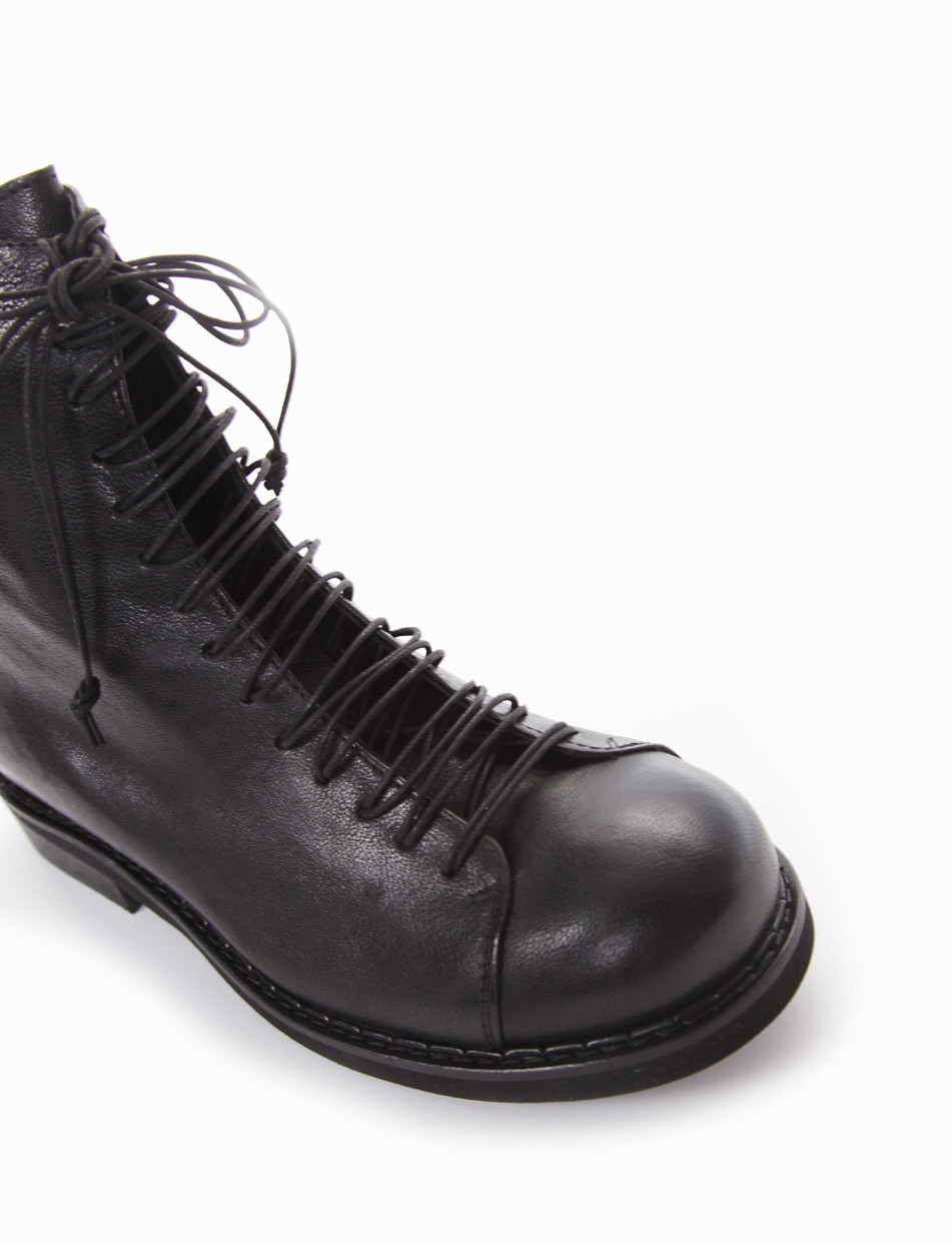 Combat boots heel 2 cm black leather