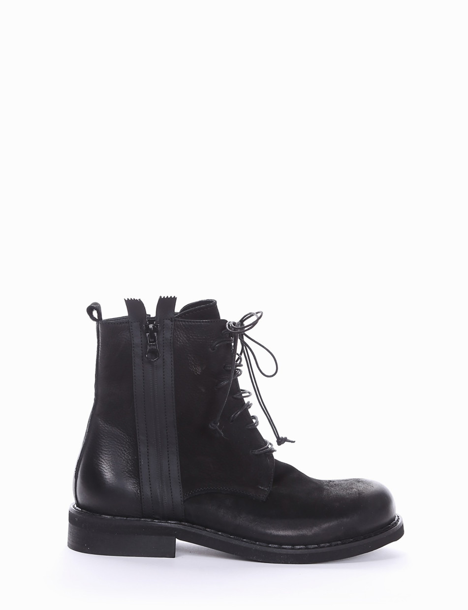 Combat boots heel 2 cm black leather