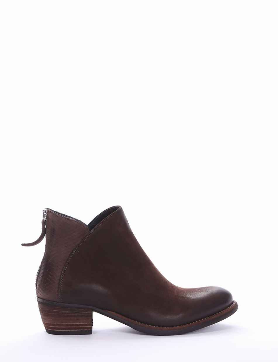 Low heel ankle boots heel 3 cm dark brown