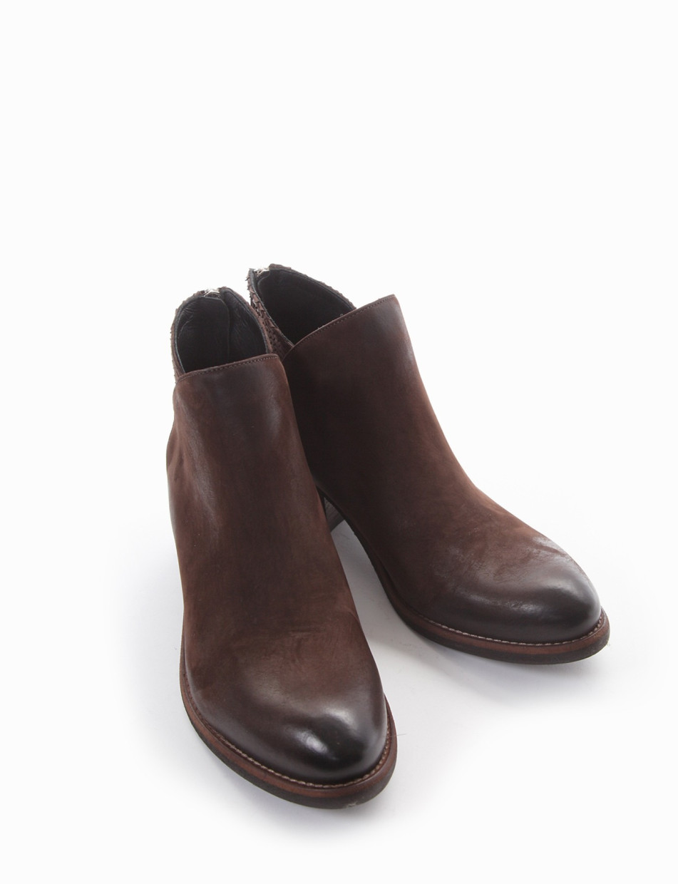 Low heel ankle boots heel 3 cm dark brown