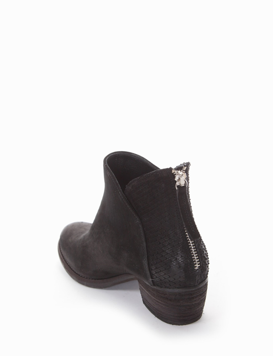 Low heel ankle boots heel 3 cm black leather