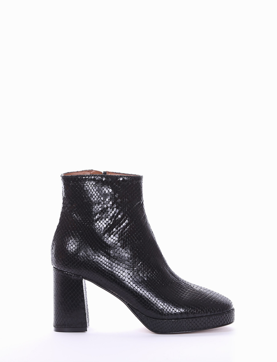 High heel ankle boots heel 8 cm black python