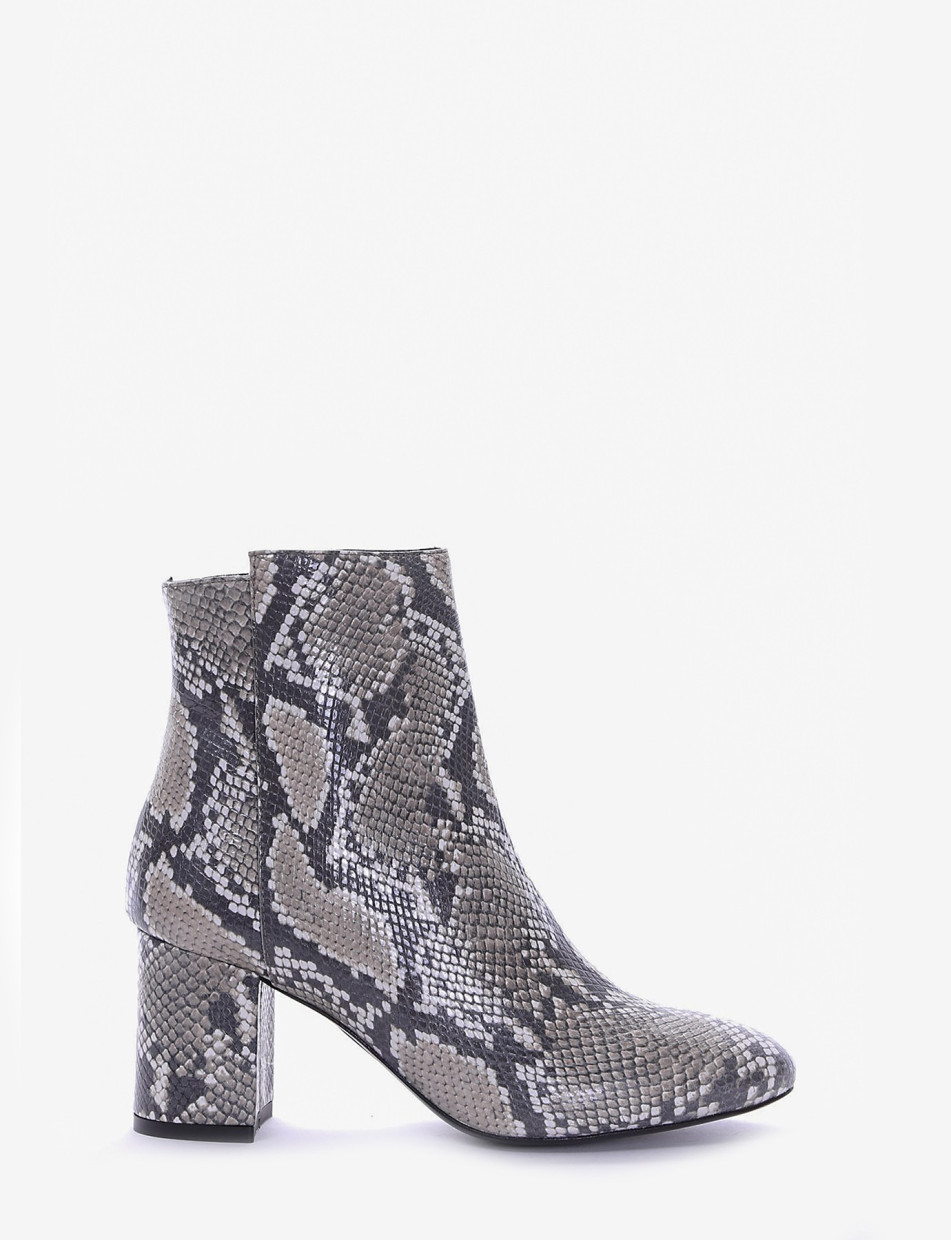 High heel ankle boots heel 7 cm multicolor python