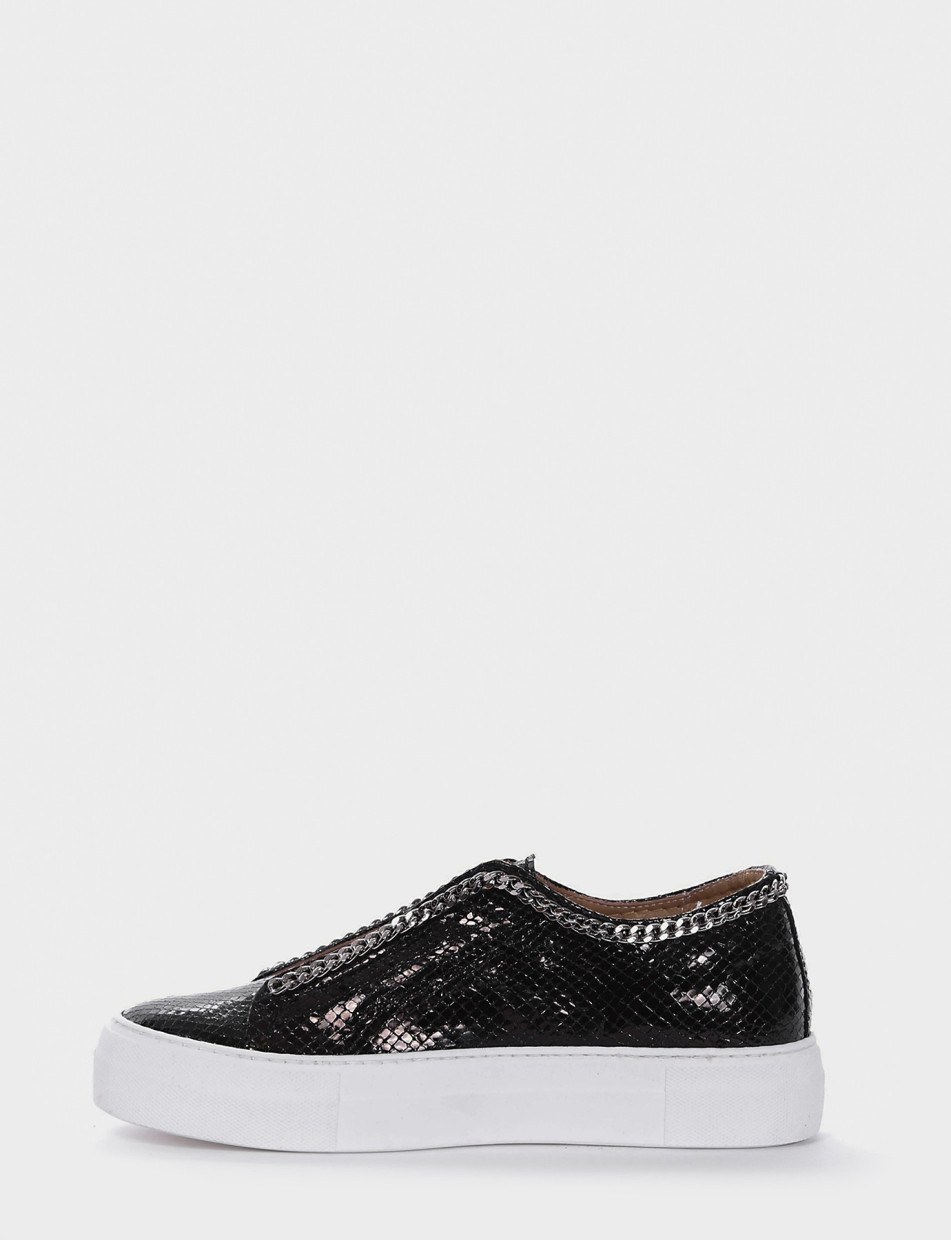 Sneakers black python