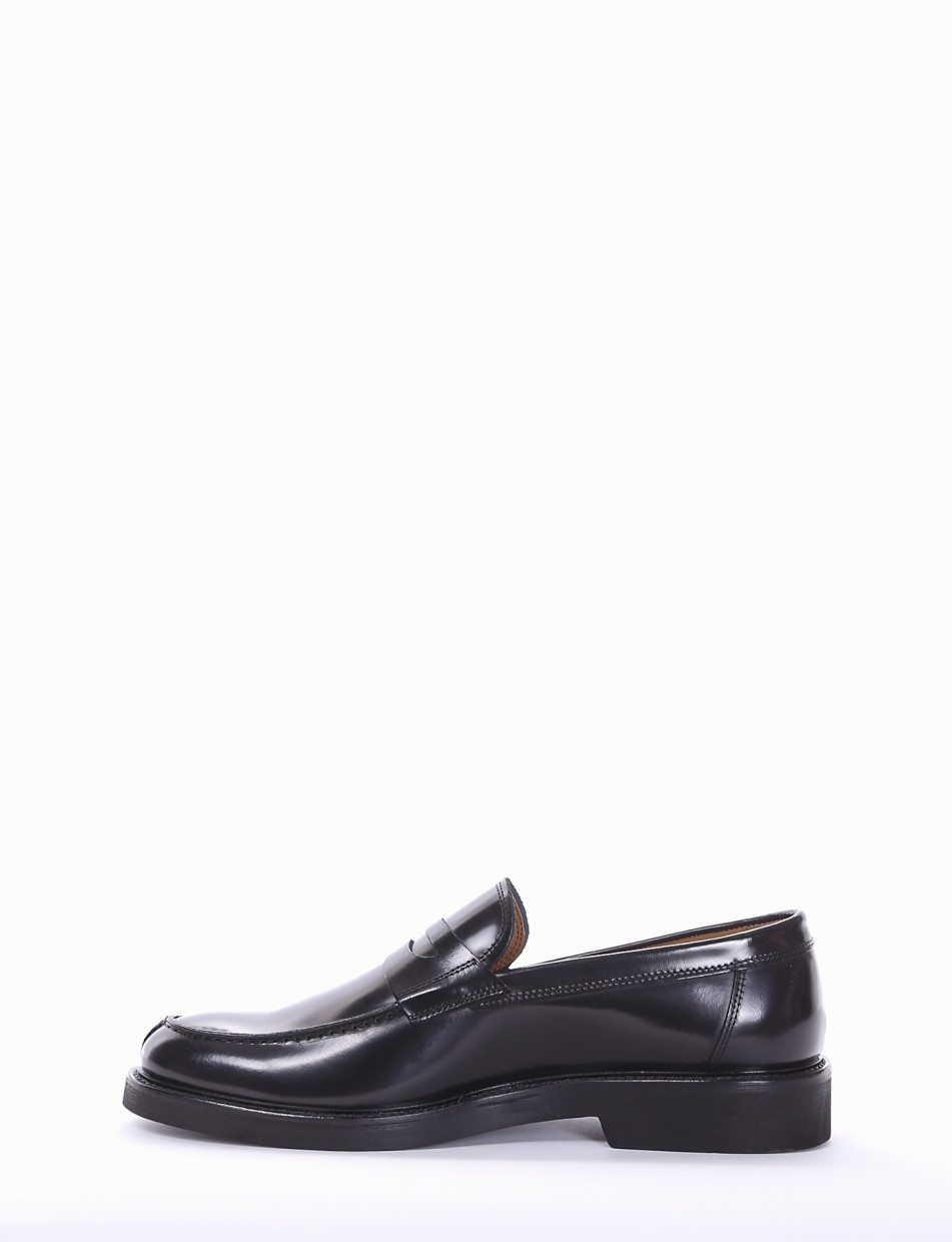 Loafers heel 2 cm black brushed