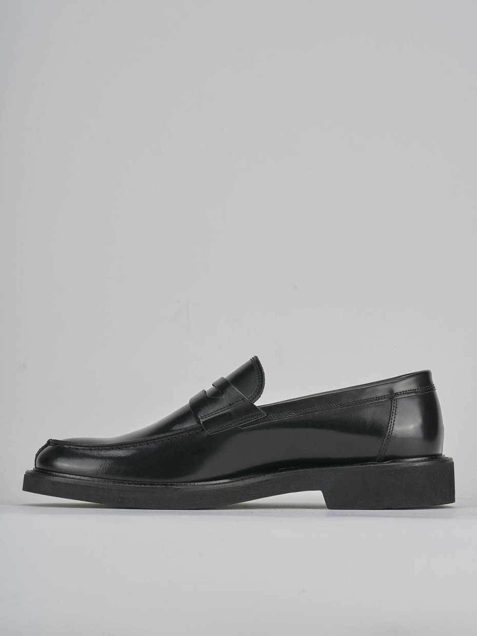 Loafers heel 2 cm black brushed