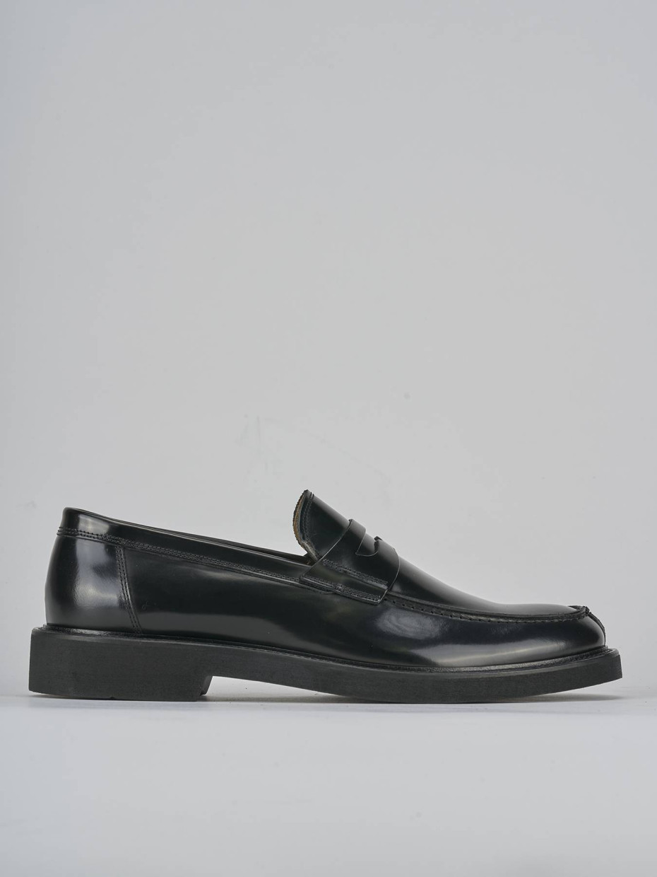 Loafers heel 2 cm black brushed