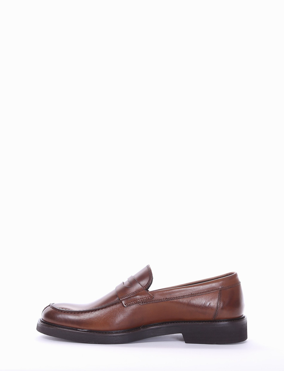 Loafers heel 2 cm brown leather