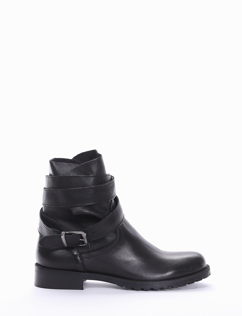 Low heel ankle boots heel 2 cm black leather