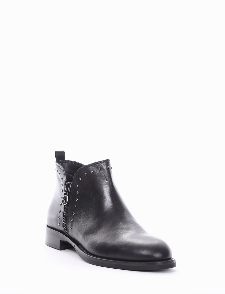 Low heel ankle boots heel 2 cm black leather