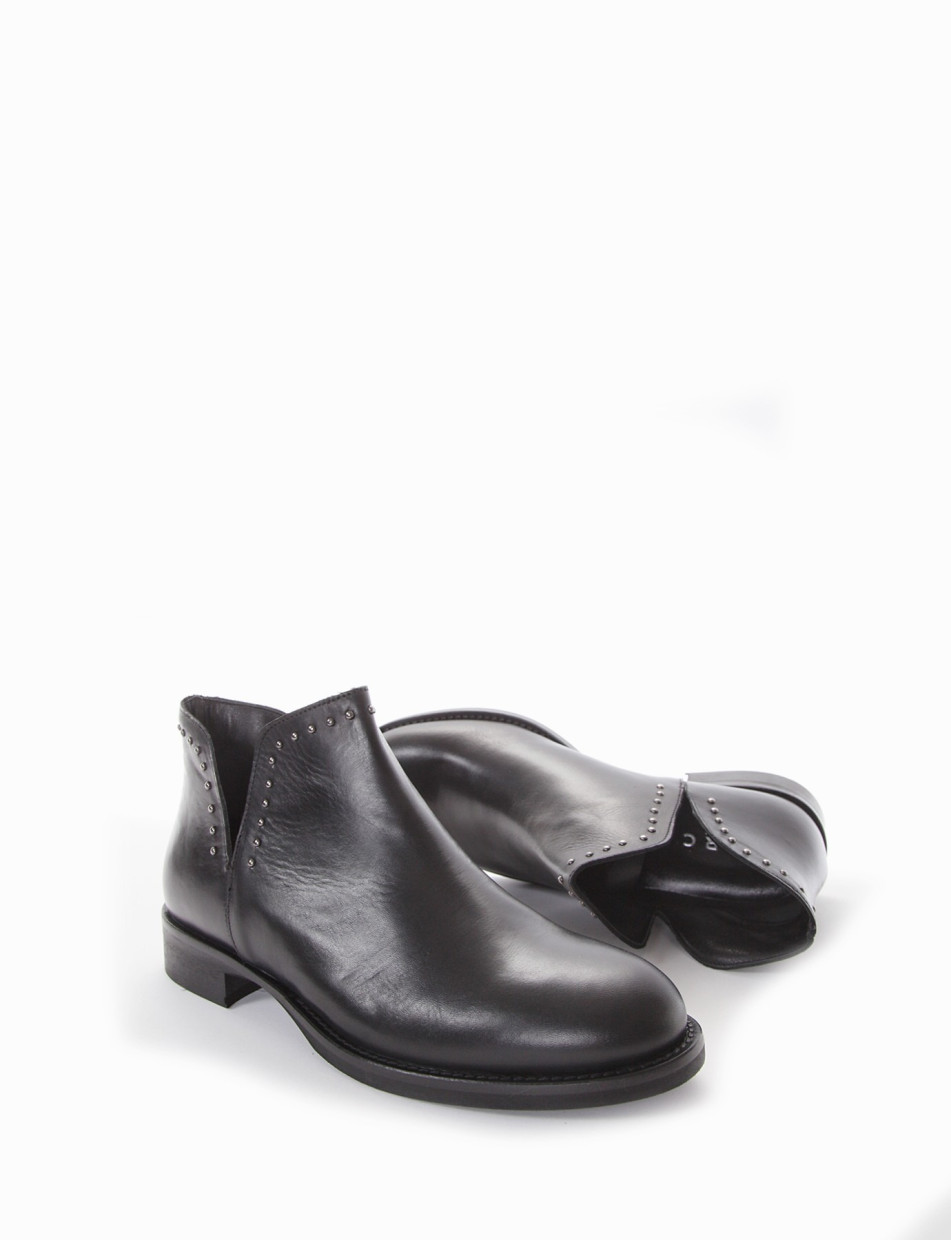 Low heel ankle boots heel 2 cm black leather