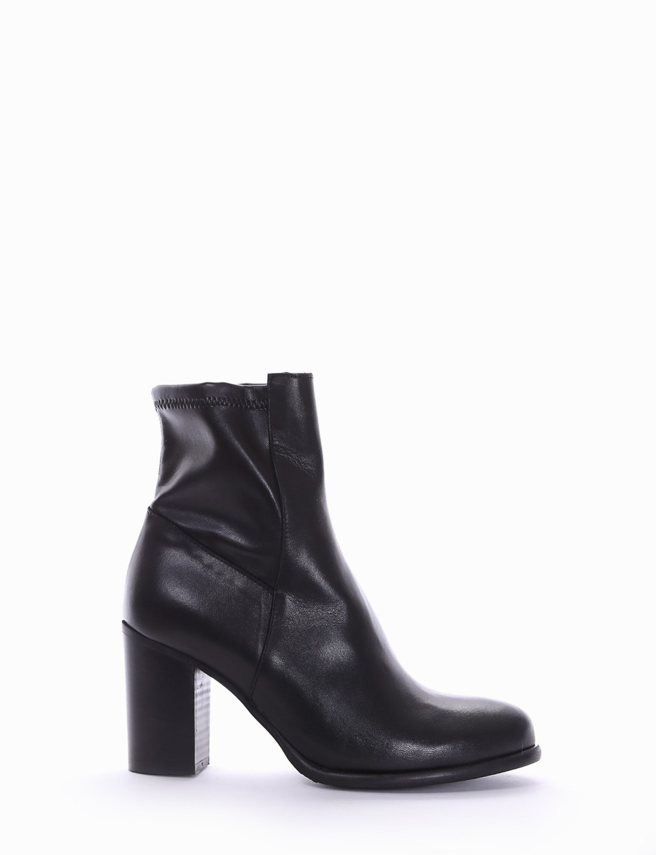 High heel ankle boots heel 8 cm black leather