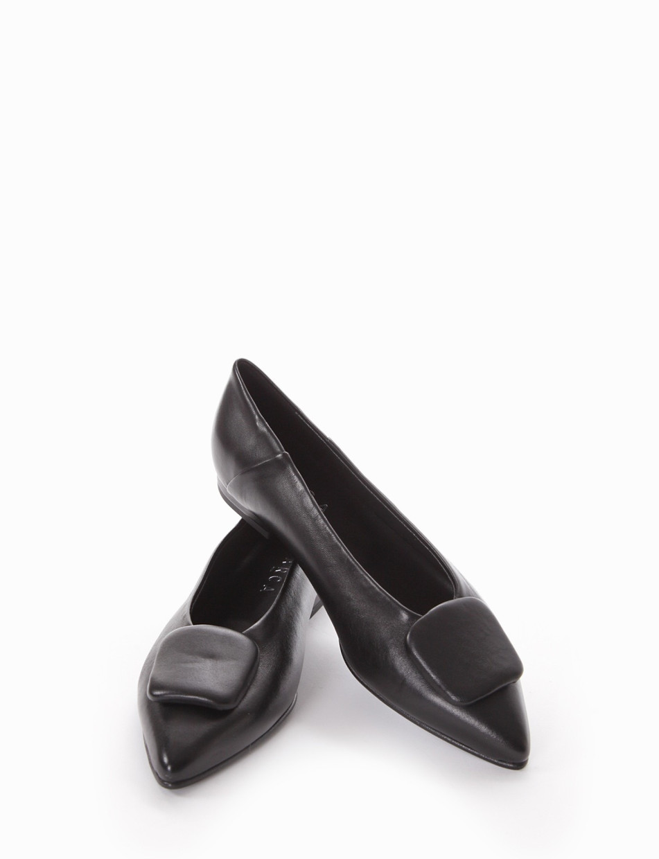 Flat shoes heel 1 cm black leather