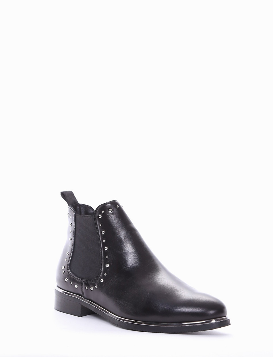 Low heel ankle boots heel 2 cm black leather