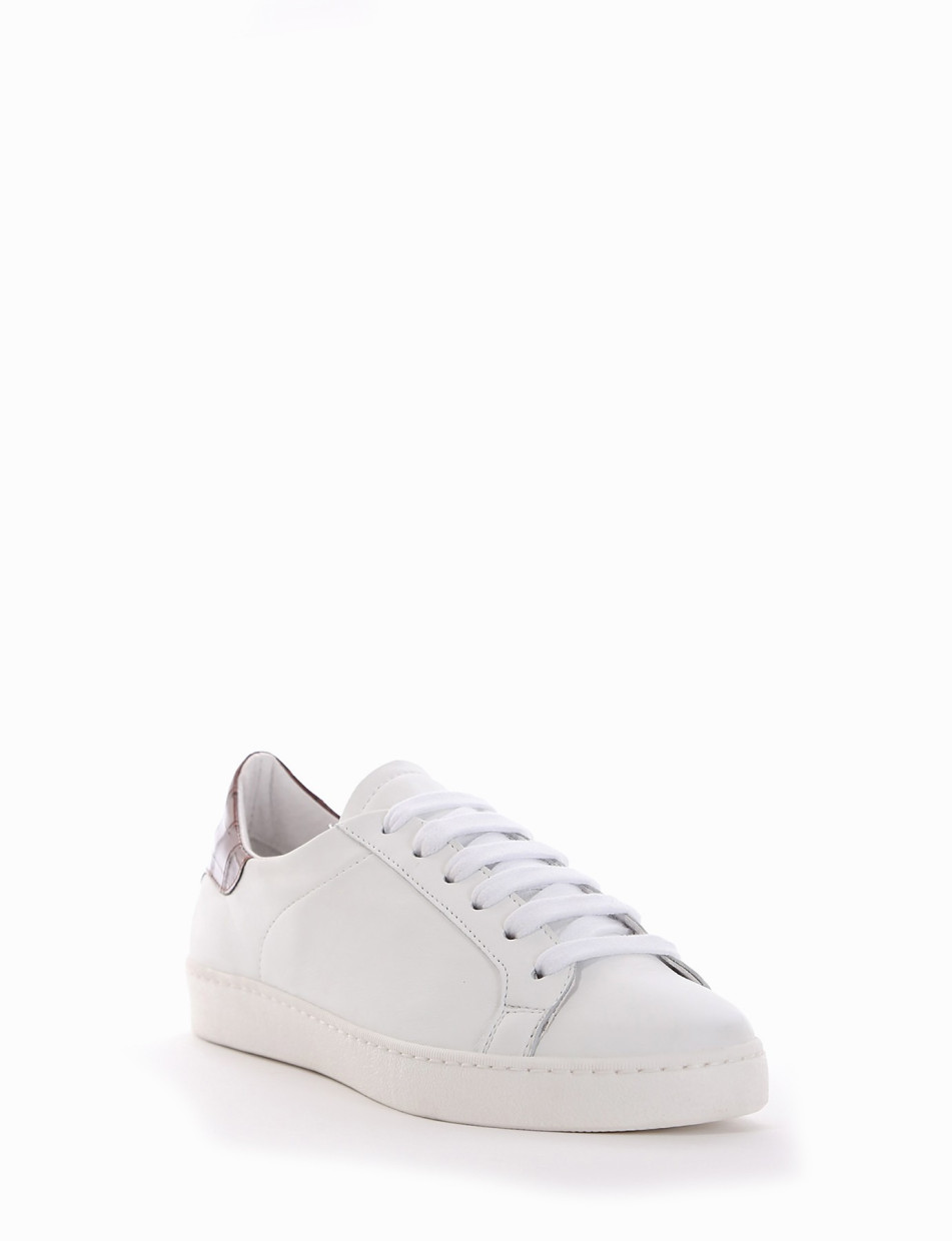 Sneakers white leather