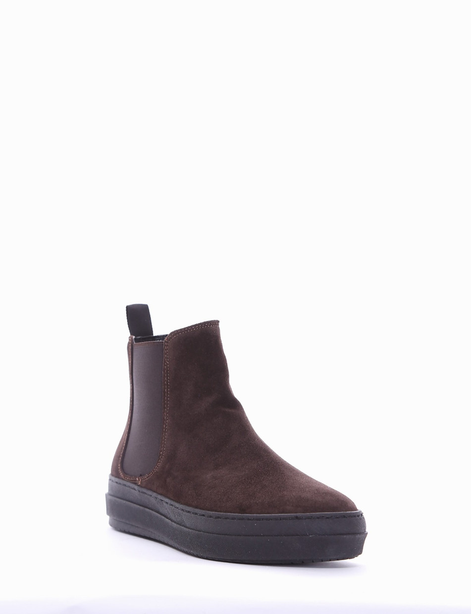 Sneakers dark brown chamois