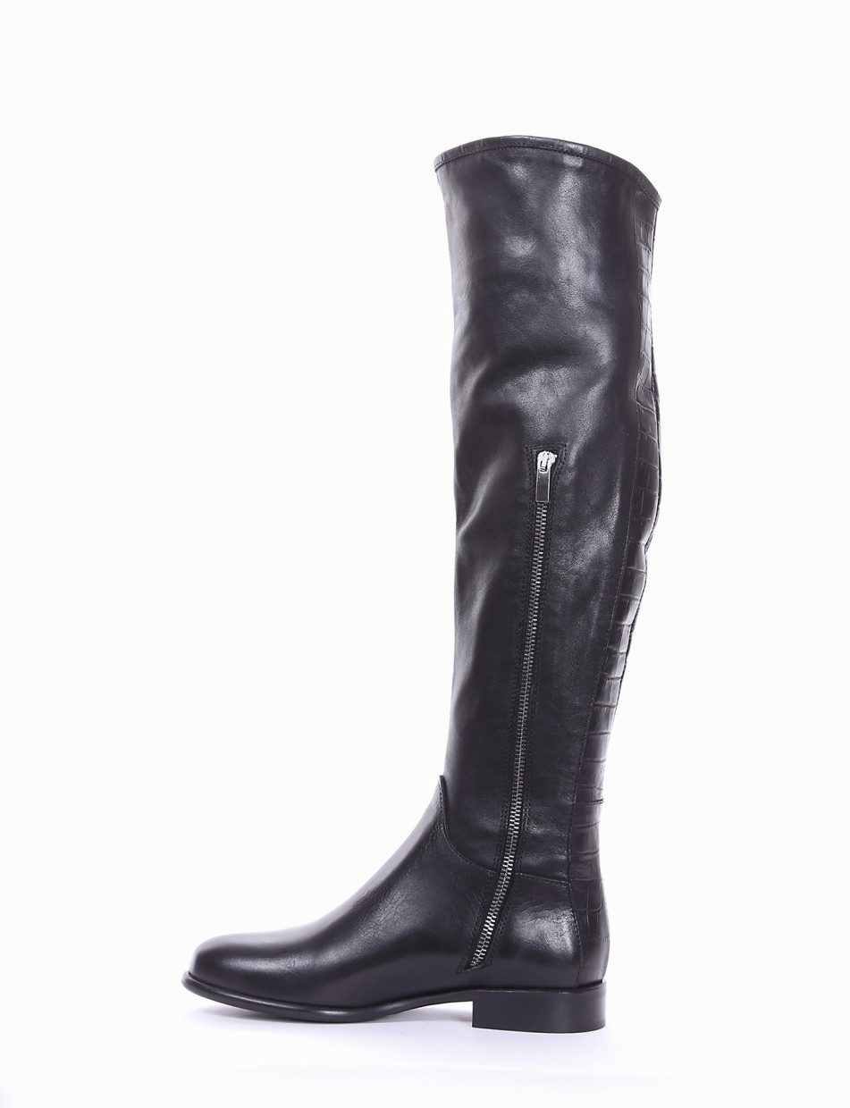 Low heel boots heel 2 cm black leather