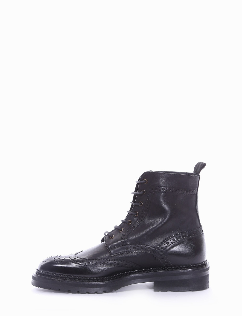 Combat boots heel 2 cm black leather