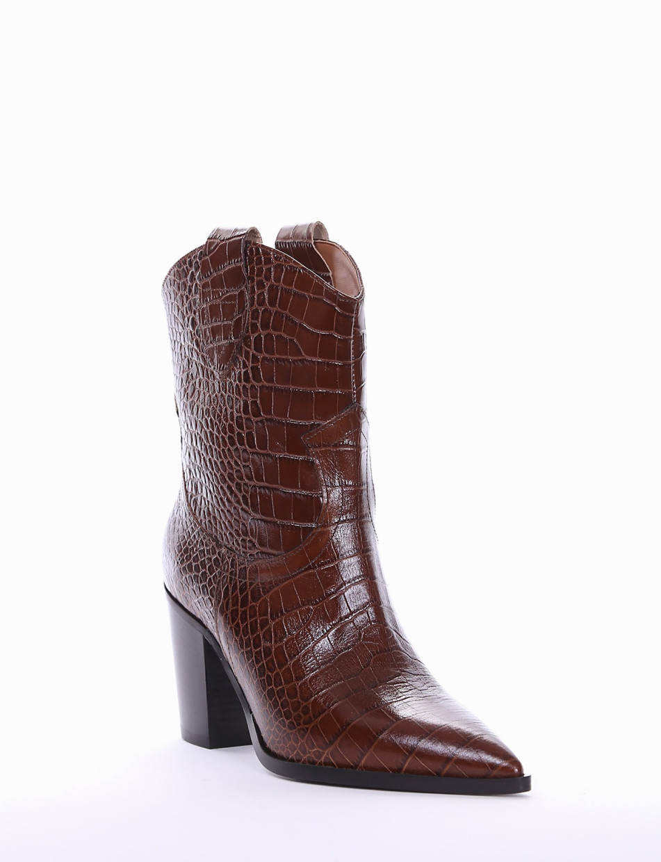 High heel ankle boots heel 8 cm dark brown coconut