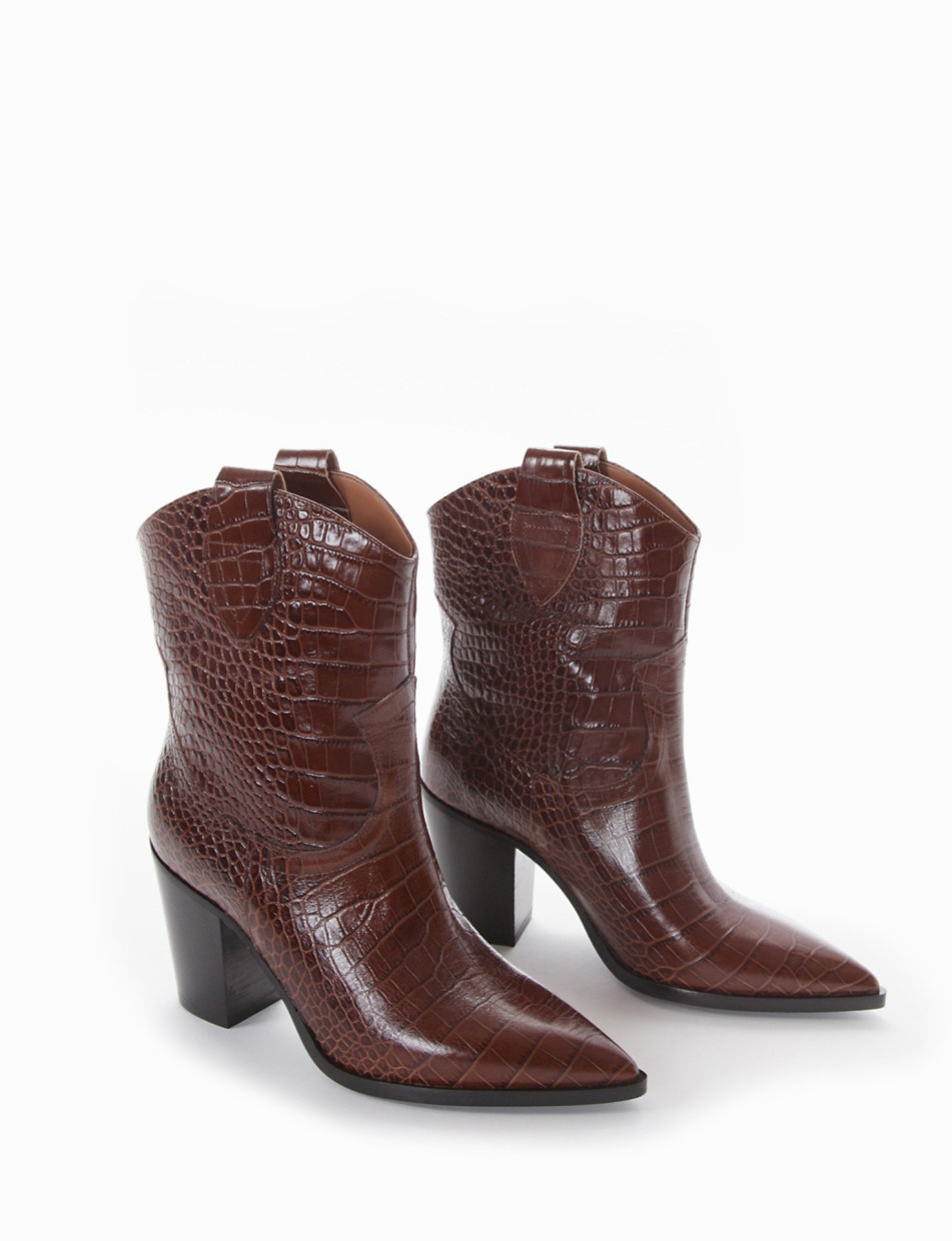 Stivaletto tacco 8cm testa
