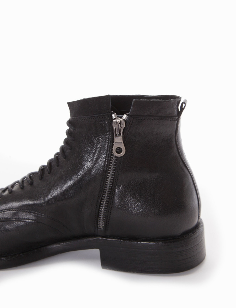 Combat boots heel 2 cm black leather