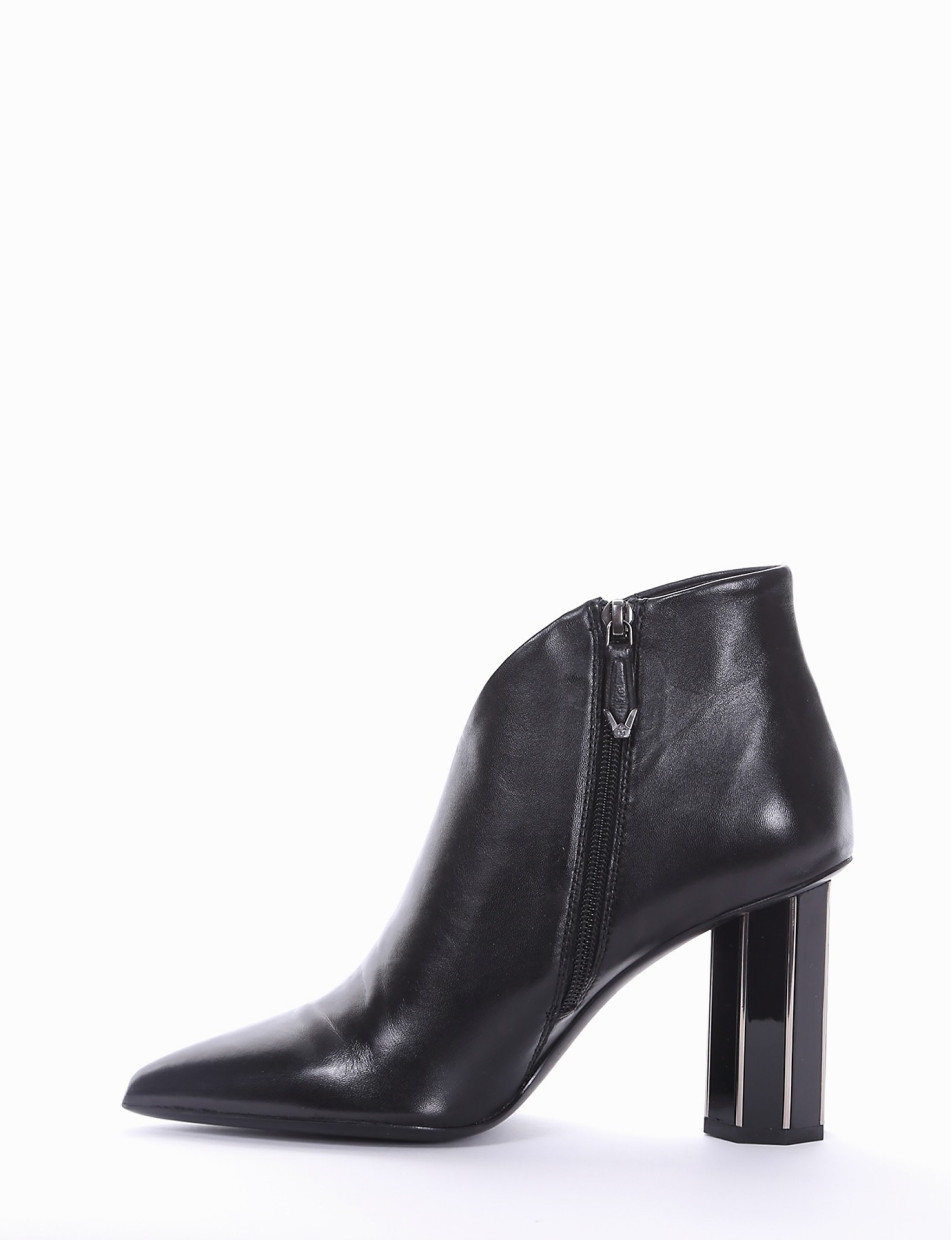 High heel ankle boots heel 10 cm black leather