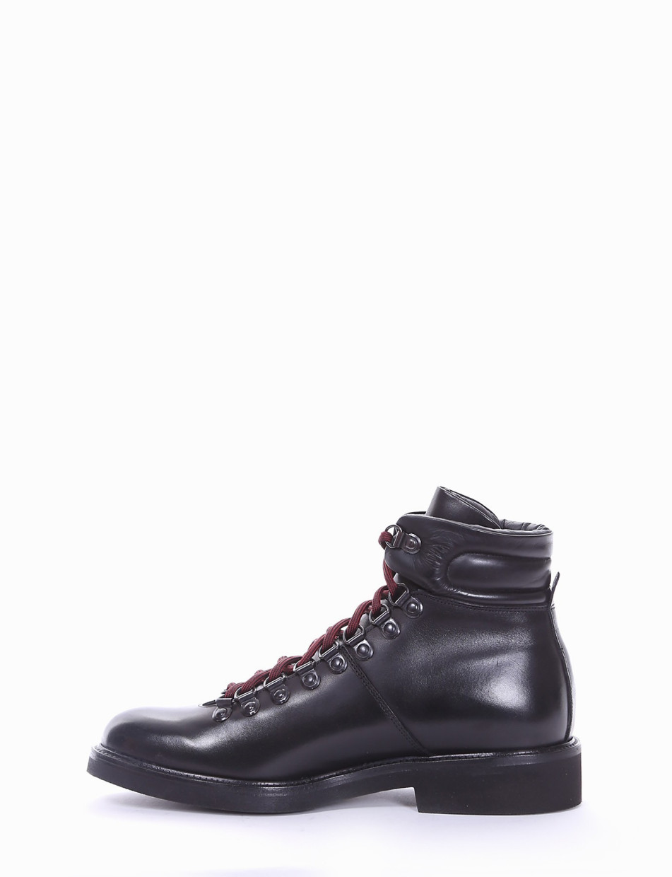 Combat boots heel 2 cm black leather