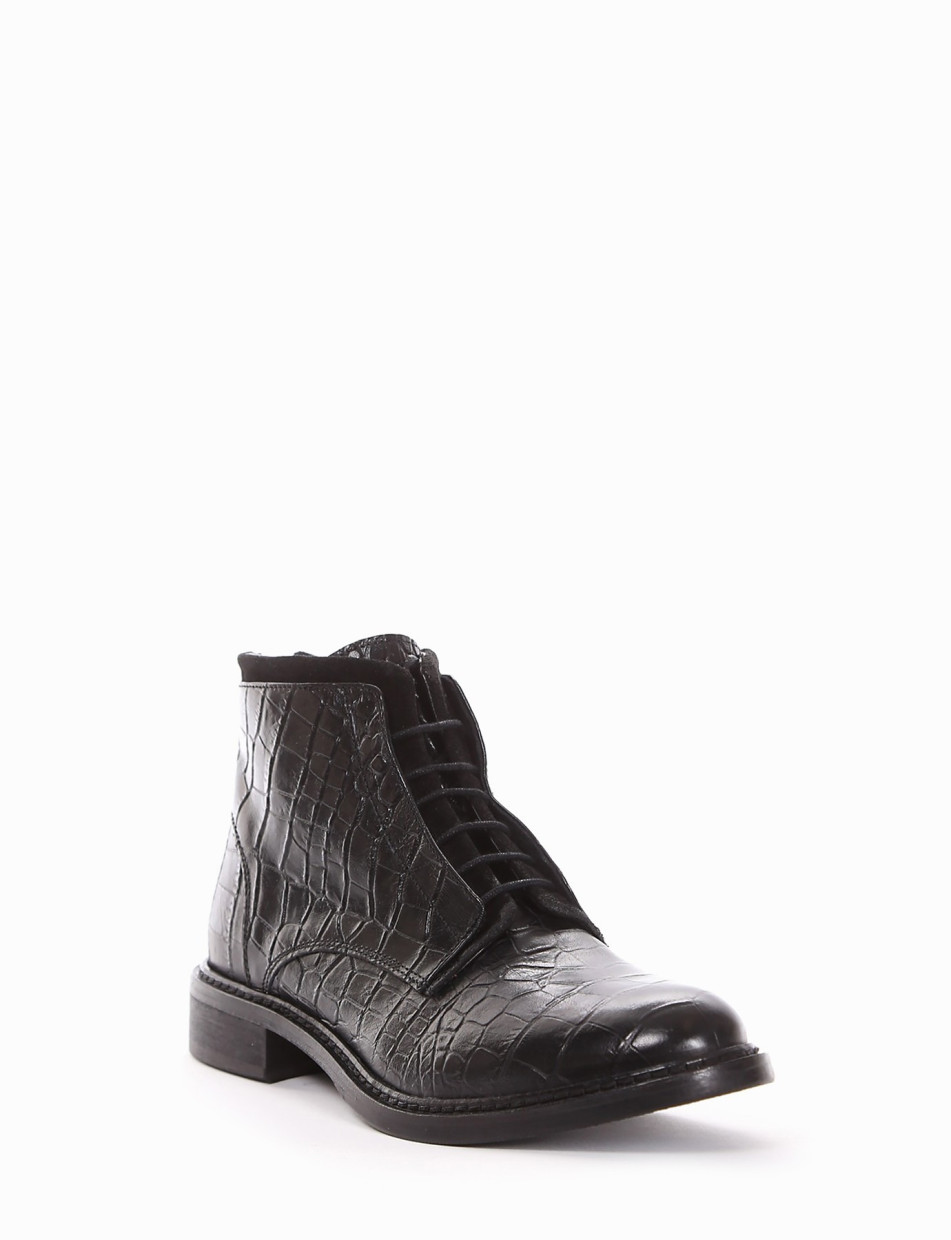 Combat boots heel 2 cm black coconut